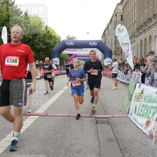 06.09.2026 - CURREX Alsterlauf Yannick Fuchs http://msf.ph/oto/10123714 06.09.2026 10:02:58 Ziel 2500, 2687, 3338, 3721, 3909, 4345, 4348, 4474, 4475, 4730, 5190, 5366, 5465, 5659, 5771, 5780, 5865, 5866, 6046, 6398 meine-sportfotos.de
