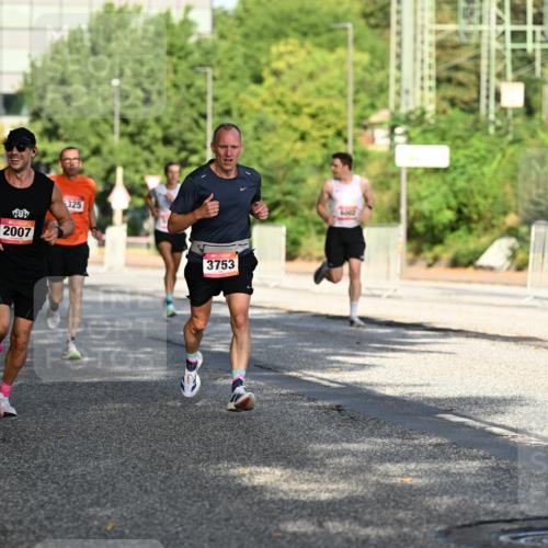 06.09.2026 - CURREX Alsterlauf Dr. Thomas Lammeyer http://msf.ph/oto/10123764 06.09.2026 09:40:18 Laufen 2007, 325, 3753 meine-sportfotos.de