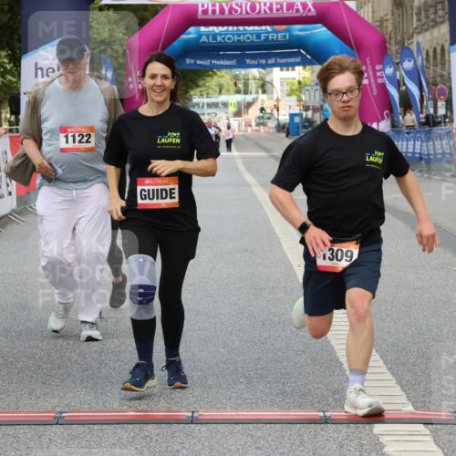 06.09.2026 - CURREX Alsterlauf Strokosch-Dieckow http://msf.ph/oto/10123808 06.09.2026 12:11:50 Ziel 1122, 1196, 1245, 1308, 1309 meine-sportfotos.de