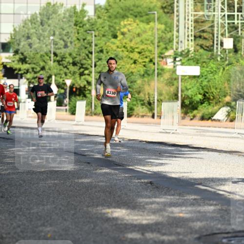06.09.2026 - CURREX Alsterlauf Dr. Thomas Lammeyer http://msf.ph/oto/10123814 06.09.2026 09:40:23 Laufen 3366, 44664, 572, 5776, 8330, 5955 meine-sportfotos.de