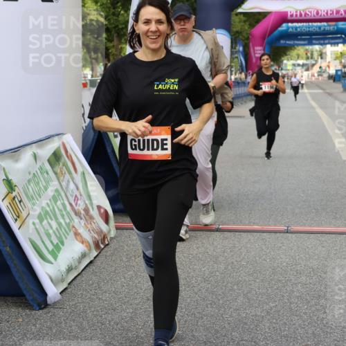 06.09.2026 - CURREX Alsterlauf Strokosch-Dieckow http://msf.ph/oto/10123891 06.09.2026 12:11:52 Ziel 1122, 1196, 1245, 1308, 1309 meine-sportfotos.de