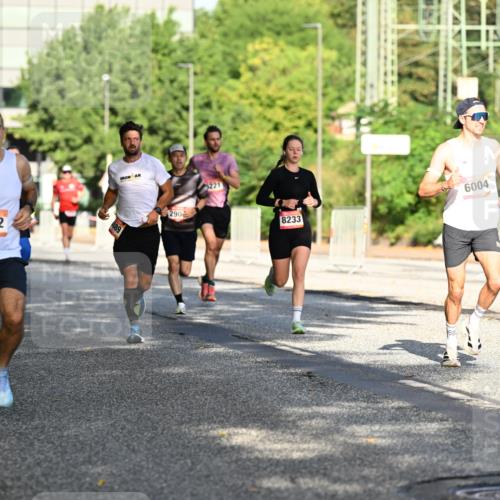 06.09.2026 - CURREX Alsterlauf Dr. Thomas Lammeyer http://msf.ph/oto/10123918 06.09.2026 09:40:32 Laufen 5952, 089, 290, 221, 6004, 8233 meine-sportfotos.de