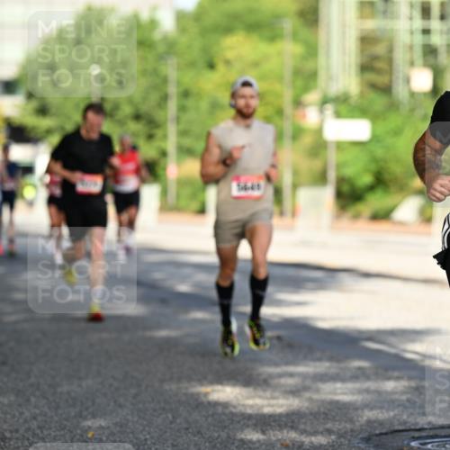 06.09.2026 - CURREX Alsterlauf Dr. Thomas Lammeyer http://msf.ph/oto/10124152 06.09.2026 09:40:56 Laufen 3641, 4443 meine-sportfotos.de