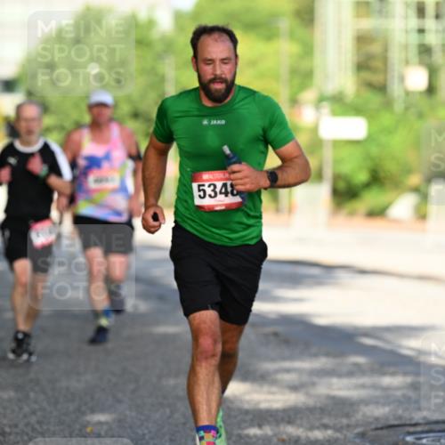 06.09.2026 - CURREX Alsterlauf Dr. Thomas Lammeyer http://msf.ph/oto/10124263 06.09.2026 09:41:12 Laufen 5348 meine-sportfotos.de