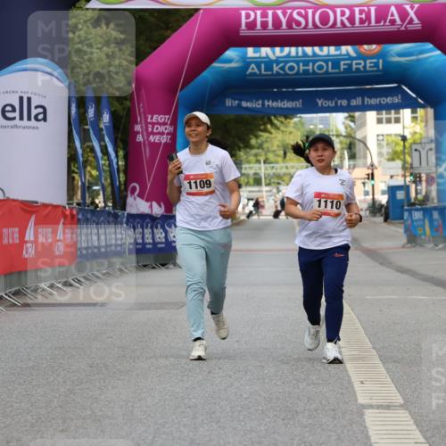 06.09.2026 - CURREX Alsterlauf Strokosch-Dieckow http://msf.ph/oto/10124264 06.09.2026 12:13:36 Ziel 1109, 1110 meine-sportfotos.de