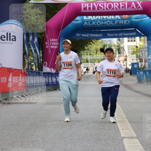 06.09.2026 - CURREX Alsterlauf Strokosch-Dieckow http://msf.ph/oto/10124273 06.09.2026 12:13:36 Ziel 1109, 1110 meine-sportfotos.de