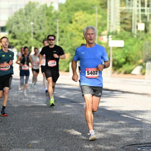 06.09.2026 - CURREX Alsterlauf Dr. Thomas Lammeyer http://msf.ph/oto/10124384 06.09.2026 09:41:24 Laufen 5402, 213 meine-sportfotos.de
