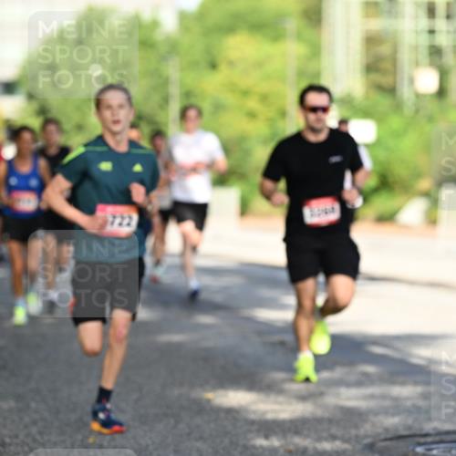 06.09.2026 - CURREX Alsterlauf Dr. Thomas Lammeyer http://msf.ph/oto/10124401 06.09.2026 09:41:25 Laufen  meine-sportfotos.de