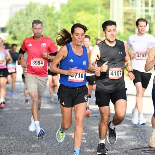 06.09.2026 - CURREX Alsterlauf Dr. Thomas Lammeyer http://msf.ph/oto/10124431 06.09.2026 09:41:28 Laufen 2100, 3994, 710, 4157, 4203, 4928 meine-sportfotos.de