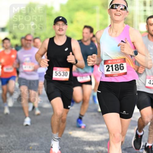 06.09.2026 - CURREX Alsterlauf Dr. Thomas Lammeyer http://msf.ph/oto/10124463 06.09.2026 09:41:32 Laufen 11, 5530, 2186, 4277 meine-sportfotos.de