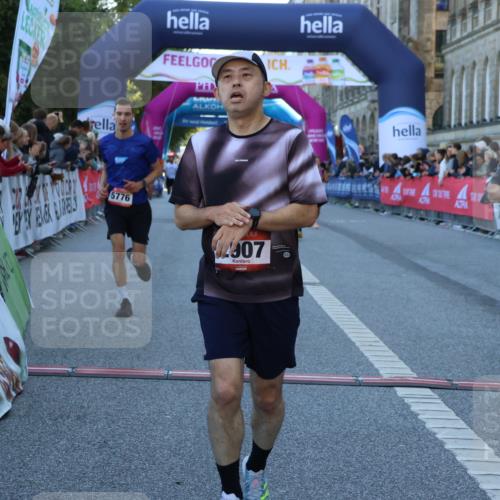 06.09.2026 - CURREX Alsterlauf Strokosch-Dieckow http://msf.ph/oto/10124473 06.09.2026 09:43:16 Ziel 2137, 2907, 3366, 3572, 3753, 4016, 5649, 5776, 5904, 5952, 5955, 5963, 6002, 6104, 8233, 8330 meine-sportfotos.de