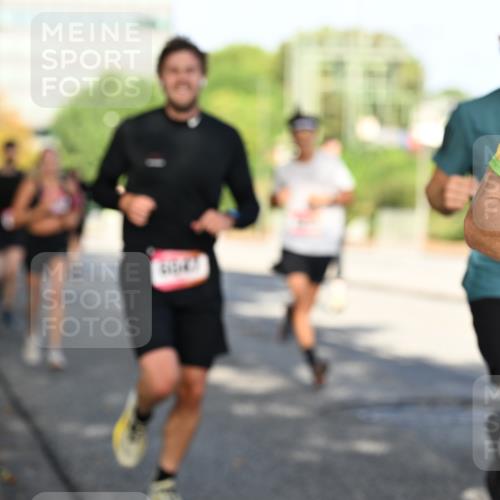 06.09.2026 - CURREX Alsterlauf Dr. Thomas Lammeyer http://msf.ph/oto/10124489 06.09.2026 09:41:37 Laufen  meine-sportfotos.de