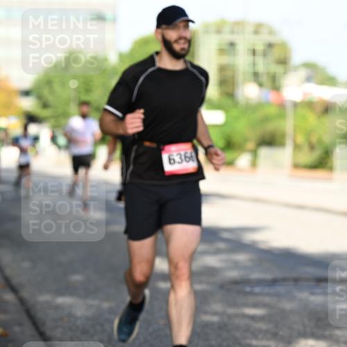 06.09.2026 - CURREX Alsterlauf Dr. Thomas Lammeyer http://msf.ph/oto/10124507 06.09.2026 09:41:40 Laufen 6366 meine-sportfotos.de