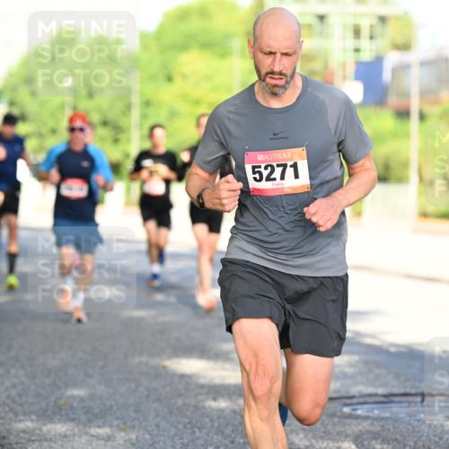 06.09.2026 - CURREX Alsterlauf Dr. Thomas Lammeyer http://msf.ph/oto/10124626 06.09.2026 09:41:55 Laufen 5271, 62 meine-sportfotos.de