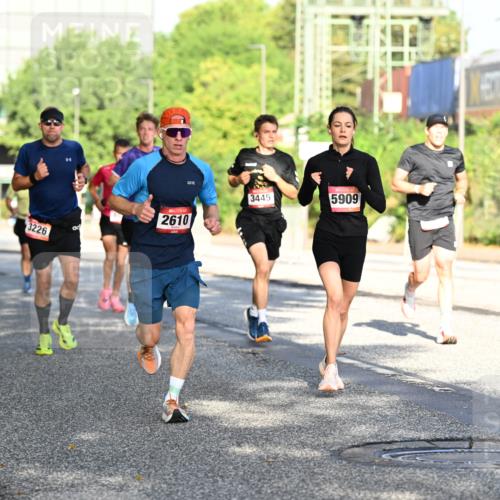 06.09.2026 - CURREX Alsterlauf Dr. Thomas Lammeyer http://msf.ph/oto/10124635 06.09.2026 09:41:56 Laufen 3226, 2610, 3445, 5909 meine-sportfotos.de