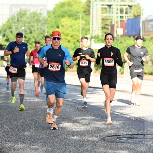 06.09.2026 - CURREX Alsterlauf Dr. Thomas Lammeyer http://msf.ph/oto/10124636 06.09.2026 09:41:56 Laufen 3226, 2610, 5909, 3445 meine-sportfotos.de