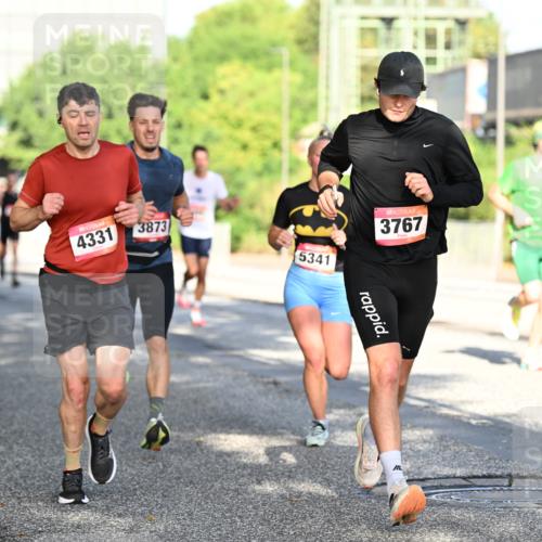 06.09.2026 - CURREX Alsterlauf Dr. Thomas Lammeyer http://msf.ph/oto/10124815 06.09.2026 09:42:16 Laufen 4331, 3873, 5341, 3767 meine-sportfotos.de