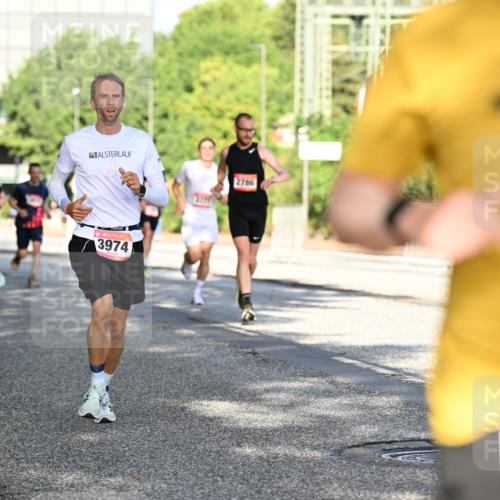 06.09.2026 - CURREX Alsterlauf Dr. Thomas Lammeyer http://msf.ph/oto/10124861 06.09.2026 09:42:22 Laufen 10, 2786, 3974 meine-sportfotos.de