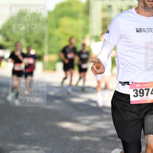 06.09.2026 - CURREX Alsterlauf Dr. Thomas Lammeyer http://msf.ph/oto/10124877 06.09.2026 09:42:24 Laufen 3974 meine-sportfotos.de