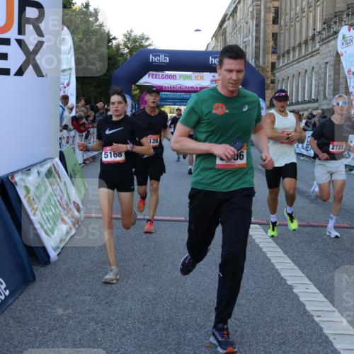 06.09.2026 - CURREX Alsterlauf Strokosch-Dieckow http://msf.ph/oto/10124921 06.09.2026 09:44:08 Ziel 2139, 2250, 2723, 3702, 3994, 4157, 4277, 4893, 5114, 5168, 5402, 5606, 6060, 8127, 8328 meine-sportfotos.de