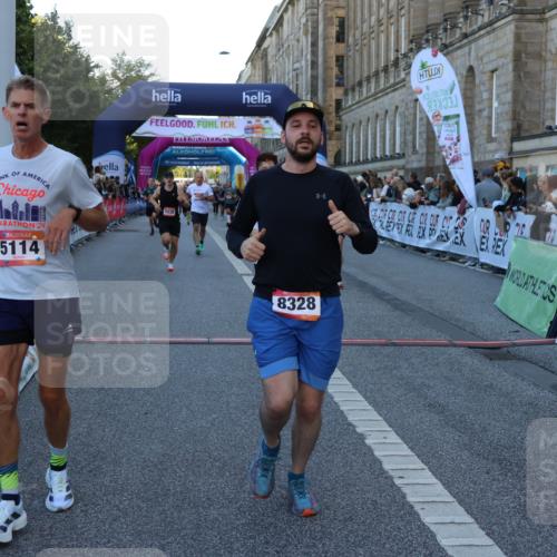 06.09.2026 - CURREX Alsterlauf Strokosch-Dieckow http://msf.ph/oto/10124966 06.09.2026 09:44:13 Ziel 2139, 2250, 2699, 2723, 3010, 3702, 3994, 4157, 4838, 5114, 5168, 5530, 5606, 8127, 8328 meine-sportfotos.de