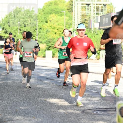 06.09.2026 - CURREX Alsterlauf Dr. Thomas Lammeyer http://msf.ph/oto/10125026 06.09.2026 09:42:38 Laufen 125, 5926, 4982, 2406, 321, 3, 5699 meine-sportfotos.de
