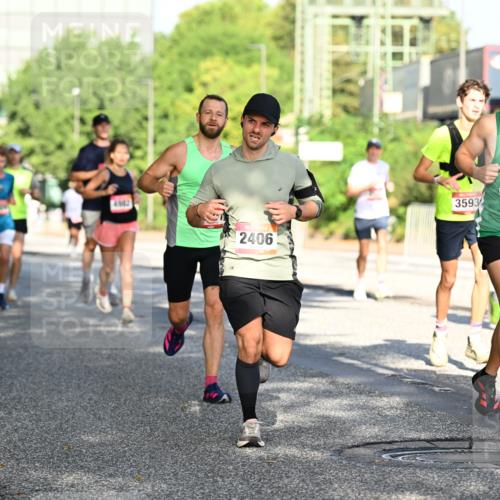 06.09.2026 - CURREX Alsterlauf Dr. Thomas Lammeyer http://msf.ph/oto/10125044 06.09.2026 09:42:40 Laufen 4342, 2406, 3593, 3211 meine-sportfotos.de