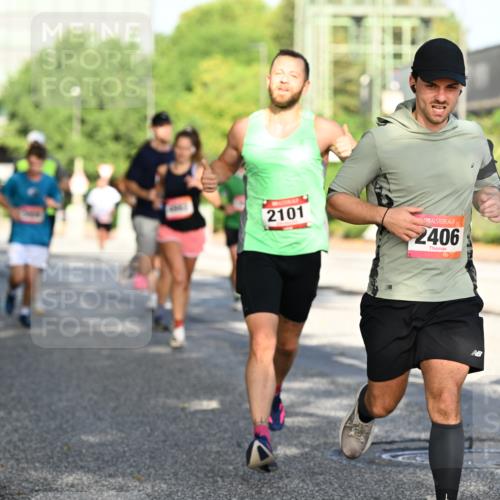 06.09.2026 - CURREX Alsterlauf Dr. Thomas Lammeyer http://msf.ph/oto/10125056 06.09.2026 09:42:41 Laufen 2101, 2406 meine-sportfotos.de