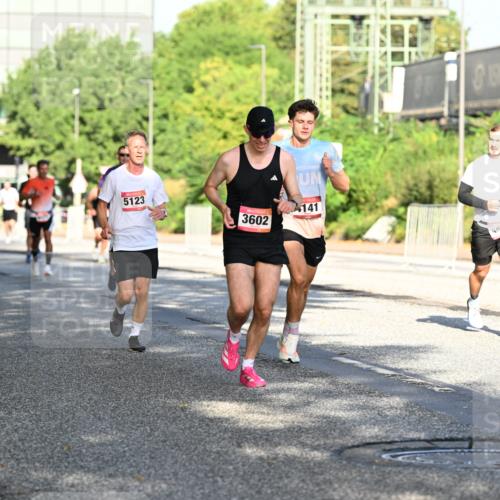 06.09.2026 - CURREX Alsterlauf Dr. Thomas Lammeyer http://msf.ph/oto/10125131 06.09.2026 09:42:49 Laufen 5123, 141, 3602, 31, 4828, 6013 meine-sportfotos.de
