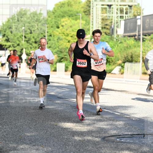 06.09.2026 - CURREX Alsterlauf Dr. Thomas Lammeyer http://msf.ph/oto/10125133 06.09.2026 09:42:49 Laufen 512, 3602, 4141, 3, 4828, 60 meine-sportfotos.de