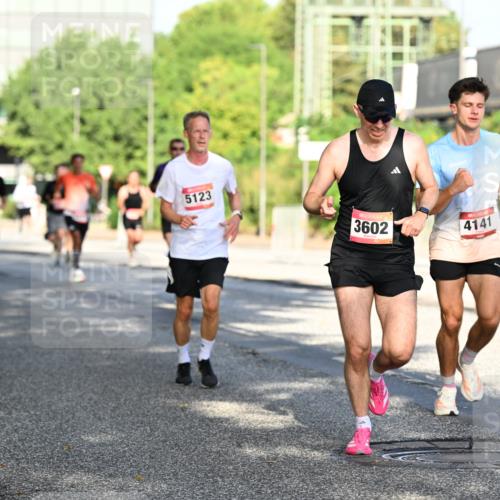 06.09.2026 - CURREX Alsterlauf Dr. Thomas Lammeyer http://msf.ph/oto/10125141 06.09.2026 09:42:50 Laufen 5123, 3602, 4141 meine-sportfotos.de
