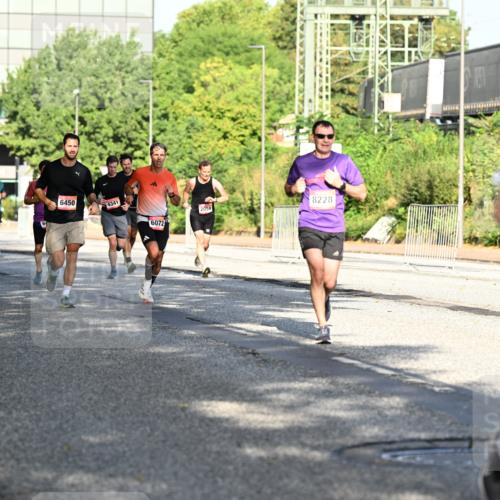 06.09.2026 - CURREX Alsterlauf Dr. Thomas Lammeyer http://msf.ph/oto/10125160 06.09.2026 09:42:52 Laufen 6450, 4341, 6072, 2054, 8228, 5123 meine-sportfotos.de