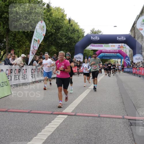 06.09.2026 - CURREX Alsterlauf Yannick Fuchs http://msf.ph/oto/10125178 06.09.2026 10:03:48 Ziel 2386, 2429, 3059, 3094, 3405, 4132, 4591, 4606, 5737, 5911, 6247, 8203, 8219 meine-sportfotos.de