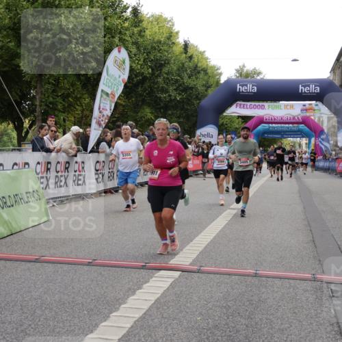 06.09.2026 - CURREX Alsterlauf Yannick Fuchs http://msf.ph/oto/10125188 06.09.2026 10:03:48 Ziel 2386, 2429, 3059, 3094, 3405, 4132, 4591, 4606, 5737, 5911, 6247, 8203, 8219 meine-sportfotos.de