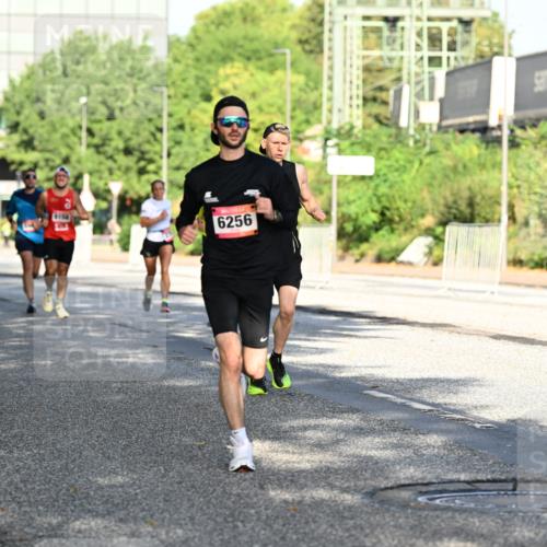 06.09.2026 - CURREX Alsterlauf Dr. Thomas Lammeyer http://msf.ph/oto/10125341 06.09.2026 09:43:10 Laufen 4154, 6256, 4970 meine-sportfotos.de