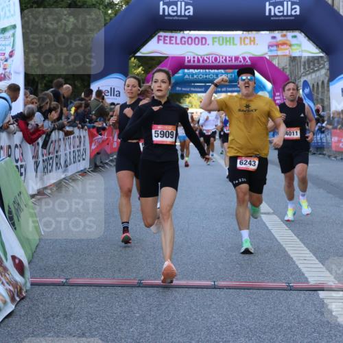 06.09.2026 - CURREX Alsterlauf Strokosch-Dieckow http://msf.ph/oto/10125363 06.09.2026 09:44:58 Ziel 2452, 2610, 3641, 4011, 4128, 5837, 6243, 6420 meine-sportfotos.de