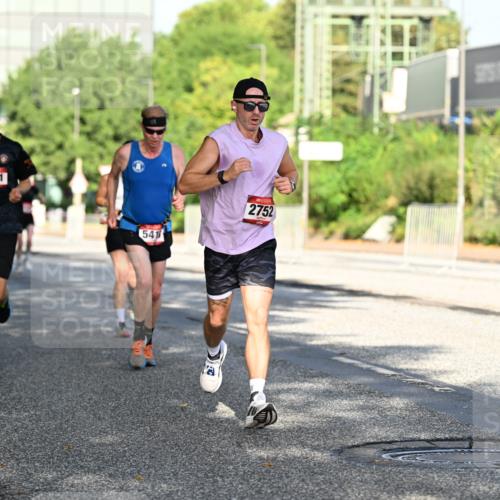 06.09.2026 - CURREX Alsterlauf Dr. Thomas Lammeyer http://msf.ph/oto/10125440 06.09.2026 09:43:24 Laufen 2731, 541, 2752 meine-sportfotos.de