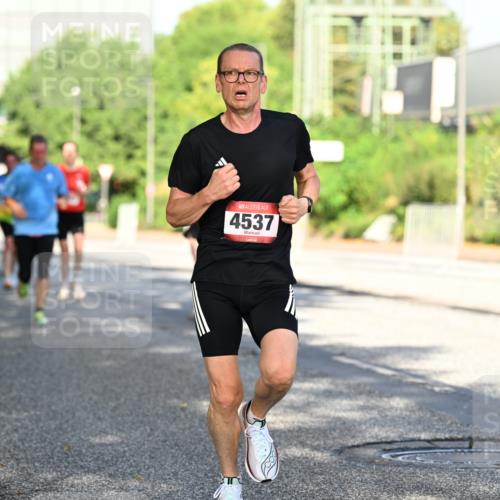 06.09.2026 - CURREX Alsterlauf Dr. Thomas Lammeyer http://msf.ph/oto/10125477 06.09.2026 09:43:28 Laufen 4537 meine-sportfotos.de