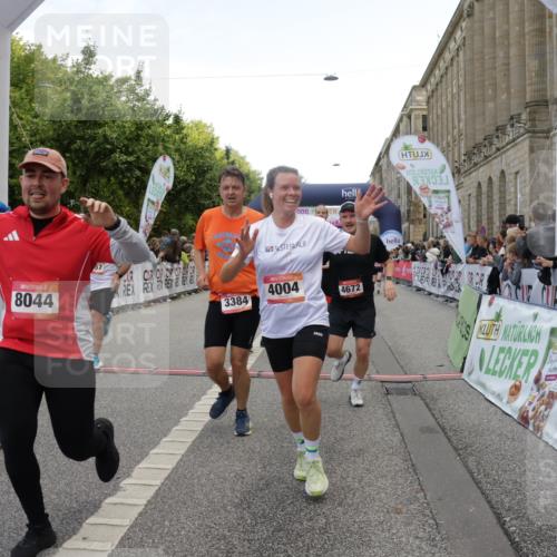 06.09.2026 - CURREX Alsterlauf Yannick Fuchs http://msf.ph/oto/10125542 06.09.2026 10:04:01 Ziel 2042, 2091, 2164, 2657, 2989, 3100, 3239, 3378, 3384, 3562, 3651, 3745, 3752, 3766, 4004, 4672, 4968, 4972, 4979, 5061, 5284, 5401, 5468, 6056, 8044, 8079 meine-sportfotos.de