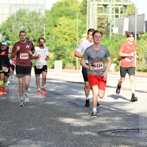 06.09.2026 - CURREX Alsterlauf Dr. Thomas Lammeyer http://msf.ph/oto/10125556 06.09.2026 09:43:35 Laufen 5089, 2563, 6224, 2342 meine-sportfotos.de
