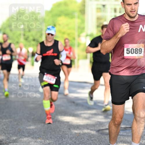 06.09.2026 - CURREX Alsterlauf Dr. Thomas Lammeyer http://msf.ph/oto/10125587 06.09.2026 09:43:38 Laufen 5089 meine-sportfotos.de