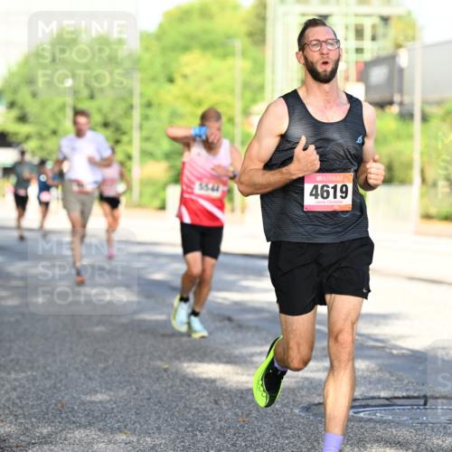 06.09.2026 - CURREX Alsterlauf Dr. Thomas Lammeyer http://msf.ph/oto/10125622 06.09.2026 09:43:42 Laufen 5541, 4619 meine-sportfotos.de