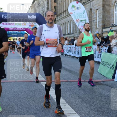 06.09.2026 - CURREX Alsterlauf Strokosch-Dieckow http://msf.ph/oto/10125646 06.09.2026 09:45:30 Ziel 2101, 2111, 2170, 2406, 2498, 3146, 3211, 3259, 3593, 3615, 4141, 4581, 4586, 4891, 5216, 5699, 5805, 5988, 6450, 8341 meine-sportfotos.de