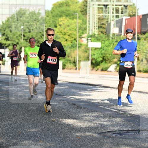 06.09.2026 - CURREX Alsterlauf Dr. Thomas Lammeyer http://msf.ph/oto/10125726 06.09.2026 09:43:52 Laufen 2072, 4193, 3678 meine-sportfotos.de