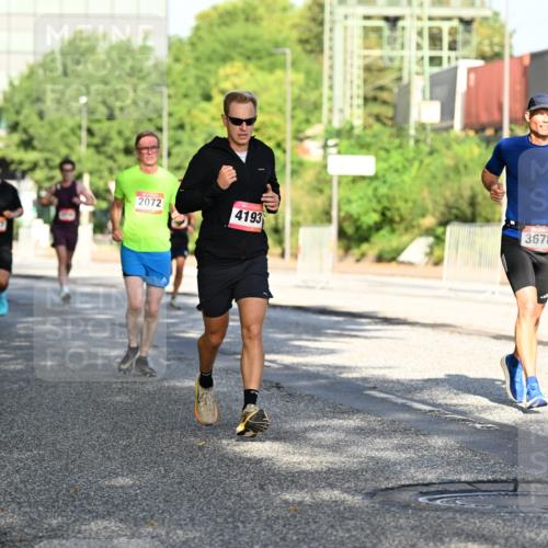06.09.2026 - CURREX Alsterlauf Dr. Thomas Lammeyer http://msf.ph/oto/10125731 06.09.2026 09:43:53 Laufen 6477, 2072, 4193, 3678 meine-sportfotos.de