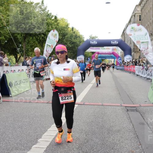 06.09.2026 - CURREX Alsterlauf Yannick Fuchs http://msf.ph/oto/10125771 06.09.2026 10:04:12 Ziel 2091, 2164, 2346, 2677, 2830, 3100, 3239, 3562, 3697, 3747, 4288, 4495, 4634, 4943, 5004, 5157, 5401, 5674, 5709, 5713, 6056, 8225 meine-sportfotos.de