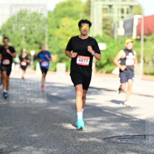 06.09.2026 - CURREX Alsterlauf Dr. Thomas Lammeyer http://msf.ph/oto/10125775 06.09.2026 09:43:57 Laufen 4877 meine-sportfotos.de