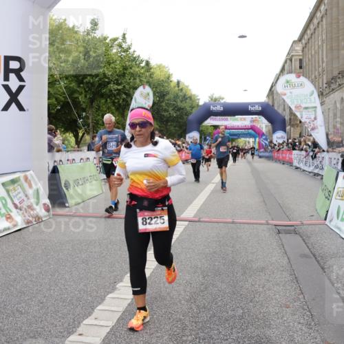 06.09.2026 - CURREX Alsterlauf Yannick Fuchs http://msf.ph/oto/10125777 06.09.2026 10:04:12 Ziel 2091, 2164, 2346, 2677, 2830, 3100, 3239, 3562, 3697, 3747, 4288, 4495, 4634, 4943, 5004, 5157, 5401, 5674, 5709, 5713, 6056, 8225 meine-sportfotos.de