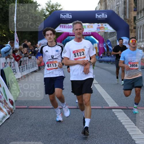 06.09.2026 - CURREX Alsterlauf Strokosch-Dieckow http://msf.ph/oto/10125778 06.09.2026 09:45:52 Ziel 2054, 3956, 4341, 4721, 4828, 4982, 5123, 6072, 6113, 6186, 8193, 8228 meine-sportfotos.de
