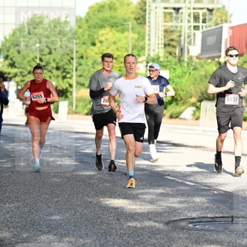 06.09.2026 - CURREX Alsterlauf Dr. Thomas Lammeyer http://msf.ph/oto/10125850 06.09.2026 09:44:04 Laufen 8164, 6021, 6255, 26, 40, 177, 5731 meine-sportfotos.de
